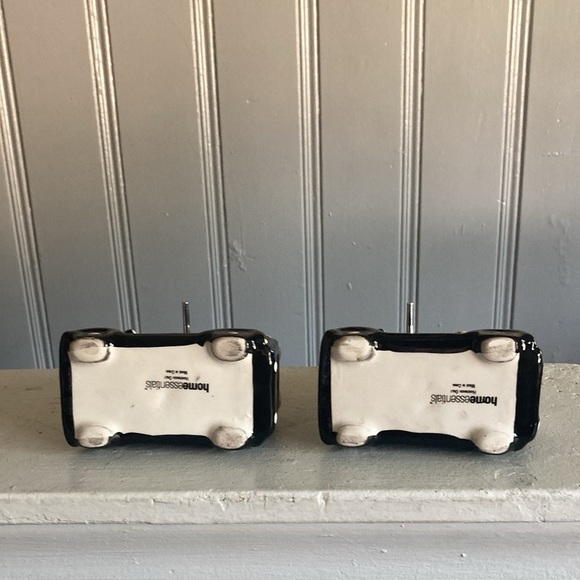 NWT- Set of 2- 10.9oz- Black Ceramic Trick or Treat Truck Soap Dispensers 💀🐦‍⬛ - Picture 14 of 16